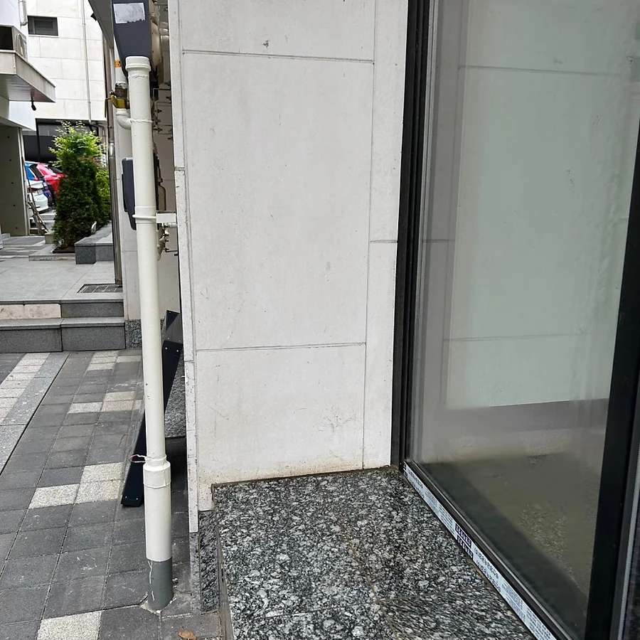 우편함설치 시공 전 모습 3 · 수도권 홈디크 집수리 사례